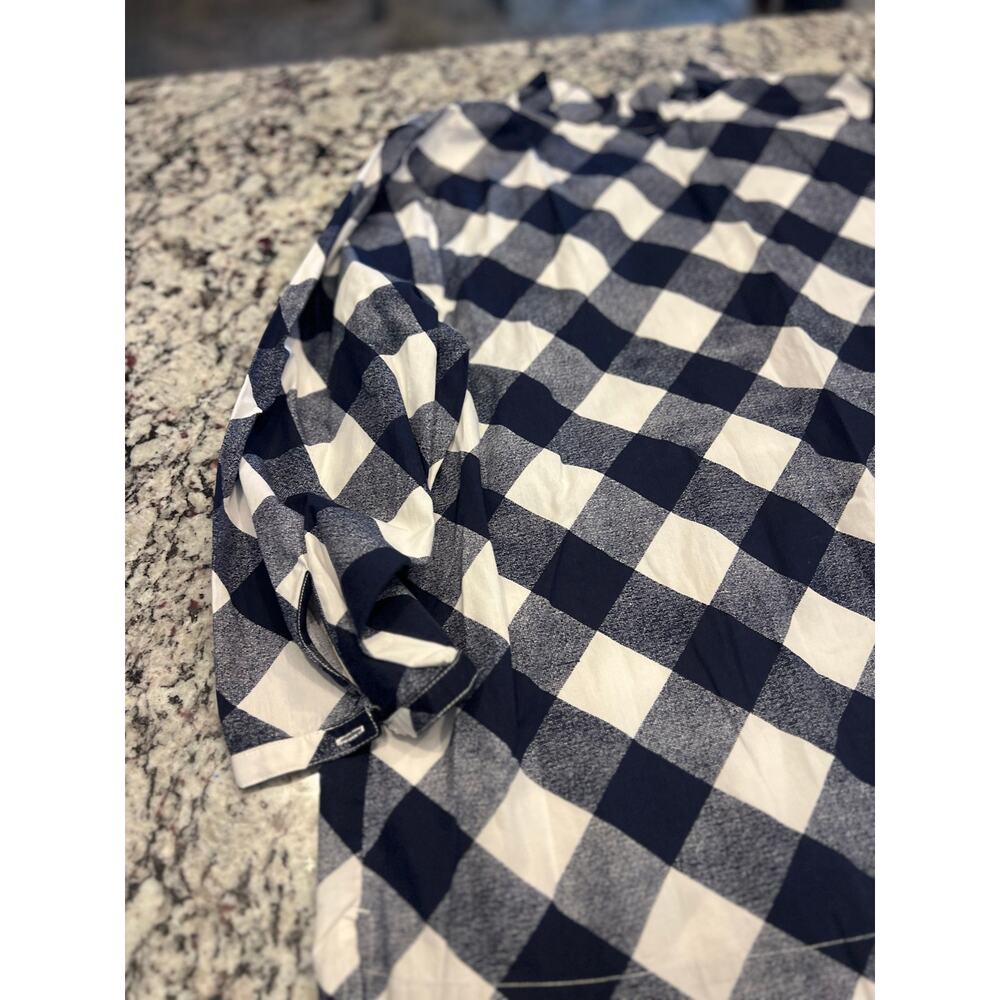 Crown & Ivy Curvy women’s top size 2X buffalo plaid navy white - Picture 9 of 10